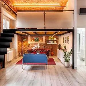 Appartamento Pop Art Loft Con Giardino Privato, Busto Arsizio
